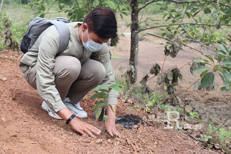 20210526-Tree planting dayt-038.jpg